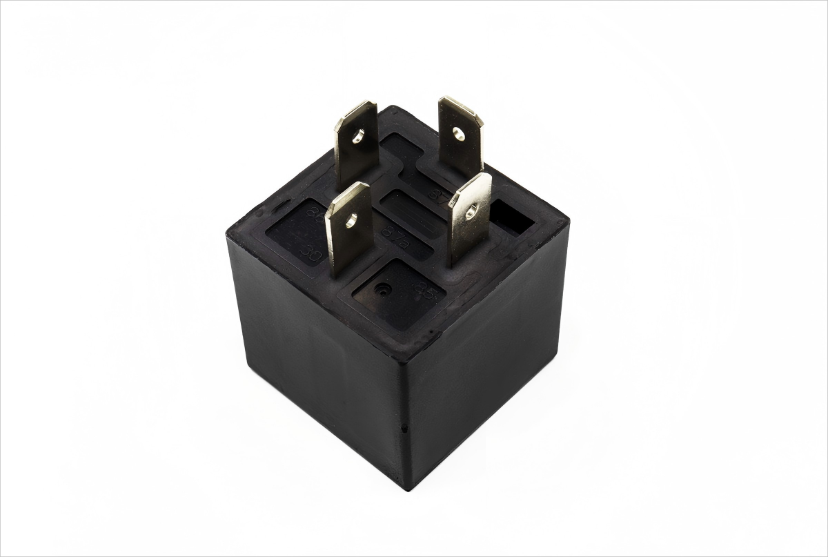 Automobile Relay LCR02F-1AD （ROC） 60A 14VDC