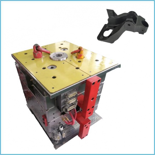 Bracket with metal insert