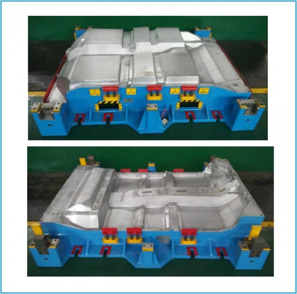 Floor carpet moulding tool