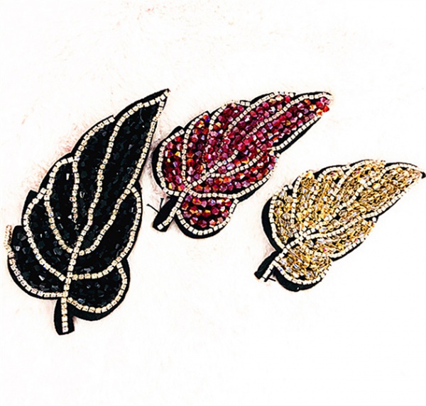 RP2402 Handmade applique