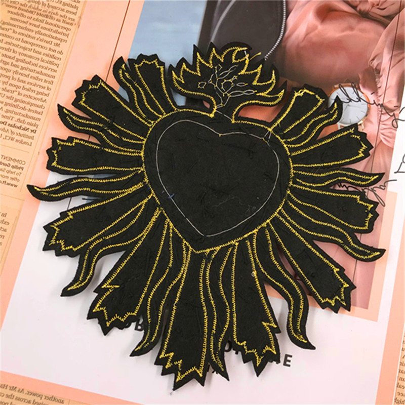 Full Rhinestone Large Heart Octopus Cloth Patch