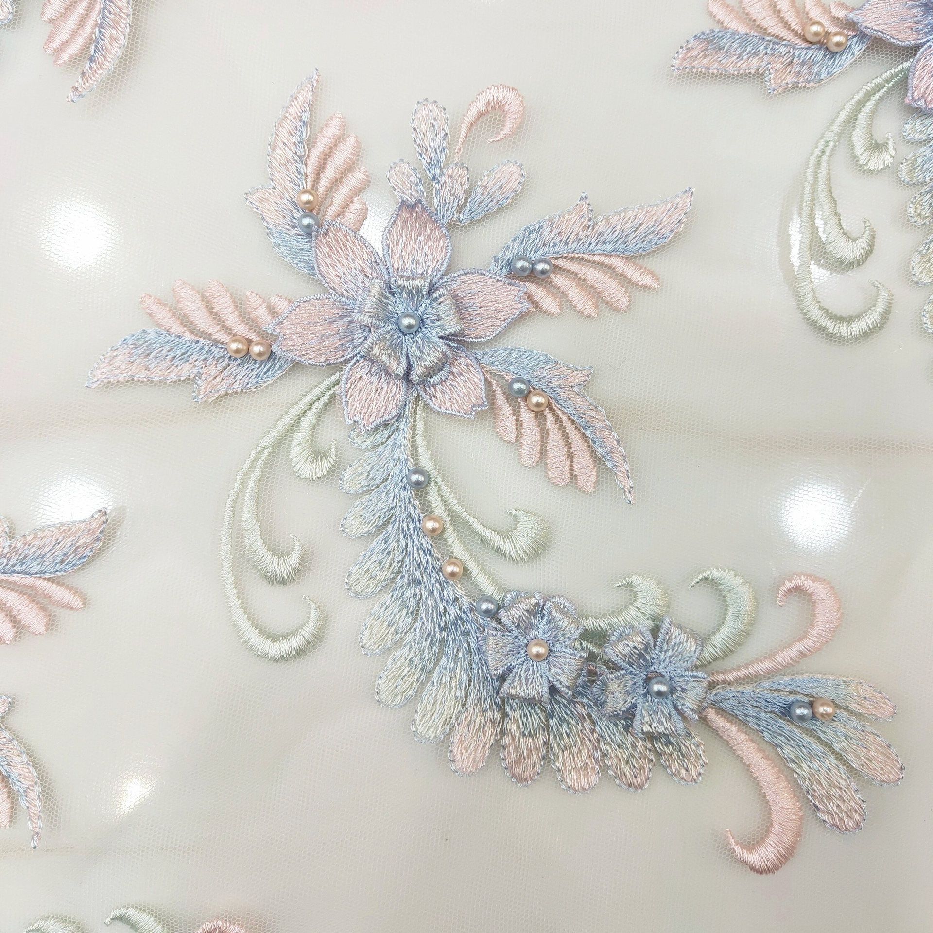 3D Embroidered Mesh Beaded Lace Applique Decoration