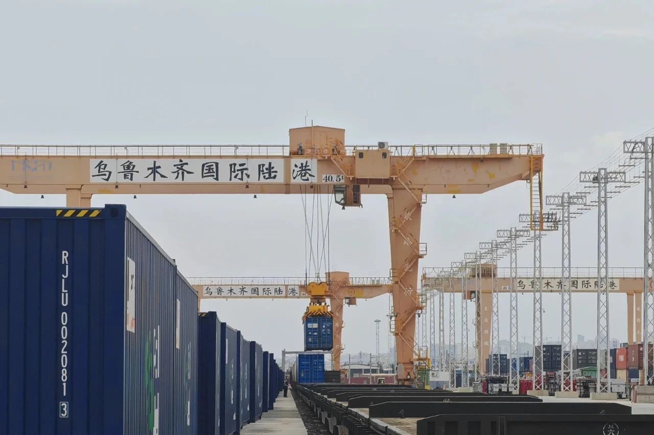 新疆前7月通行中欧（中亚）班列同比增长8.4%