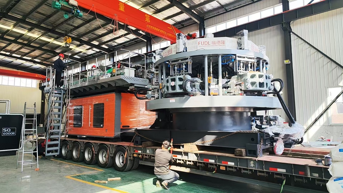 High Speed Rotary Blow Molding Machine in Delivery