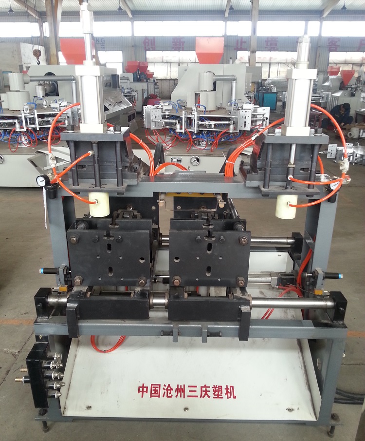 small bottle blowing machine