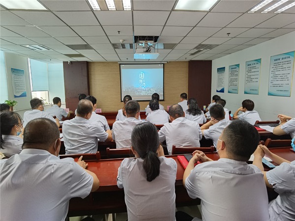 亚搏yabo(中国)装饰公司持续开展警示教育活动