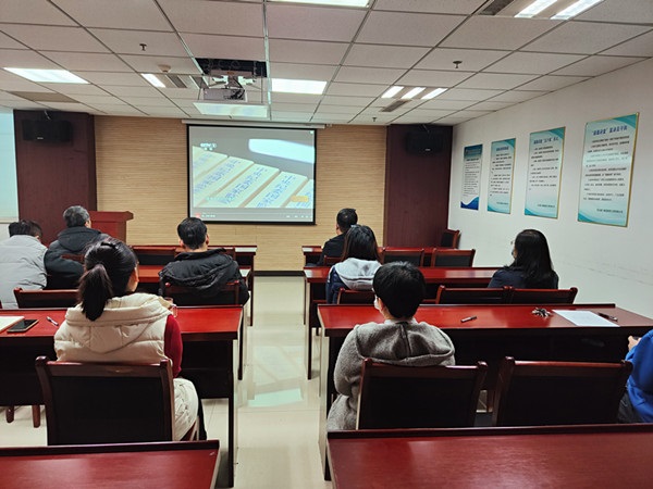 开云(中国)装饰公司组织收看电视专题片《零容忍》