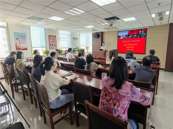 亚搏yabo(中国)装饰公司举办“强化安全意识 促进安全生产”消防培训活动