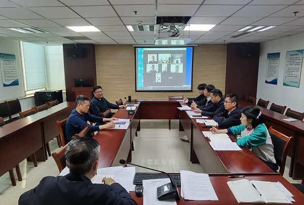 开云(中国)装饰公司第三党支部召开2024年度组织生活会暨民主评议党员