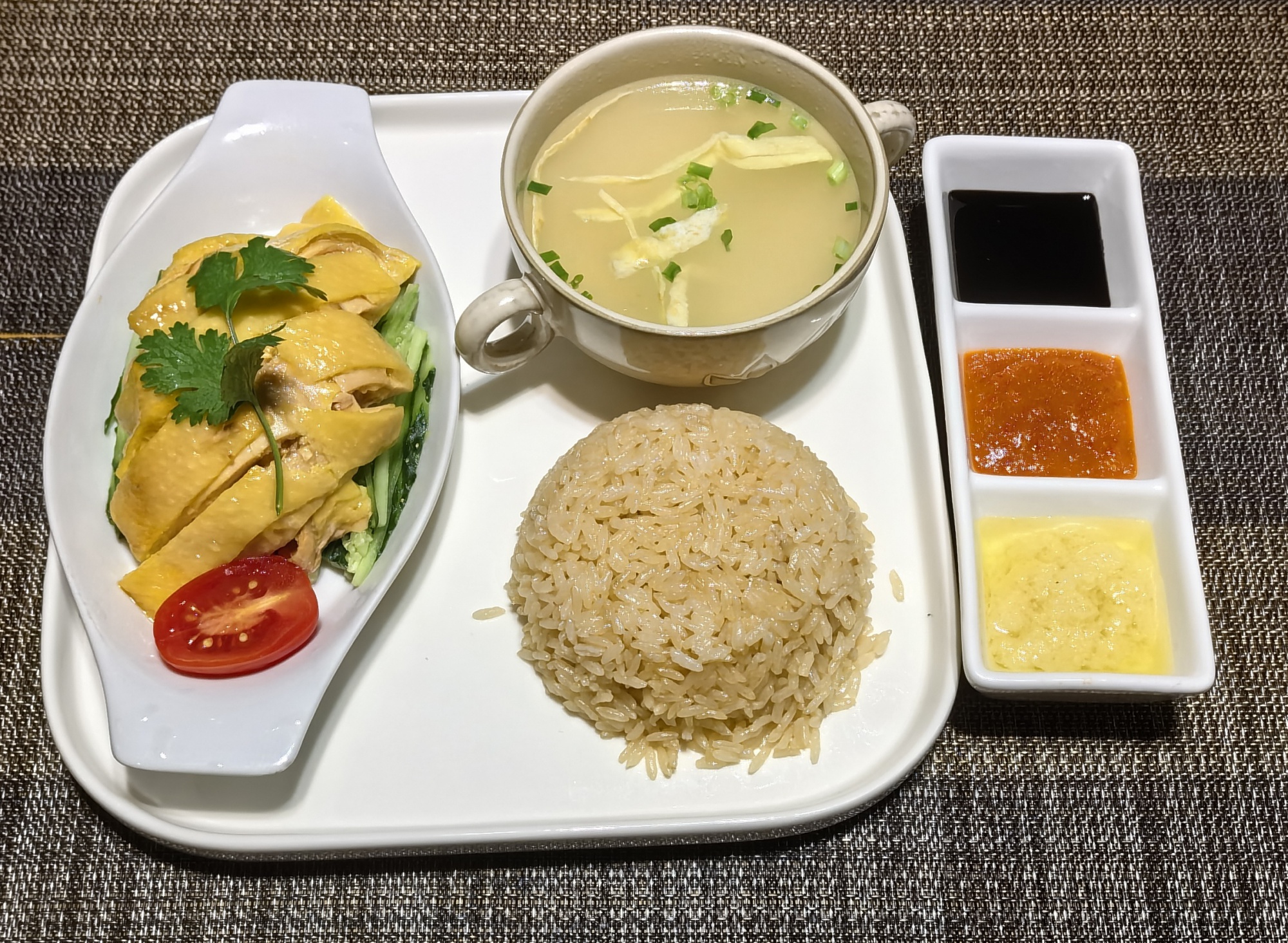 海南鸡饭