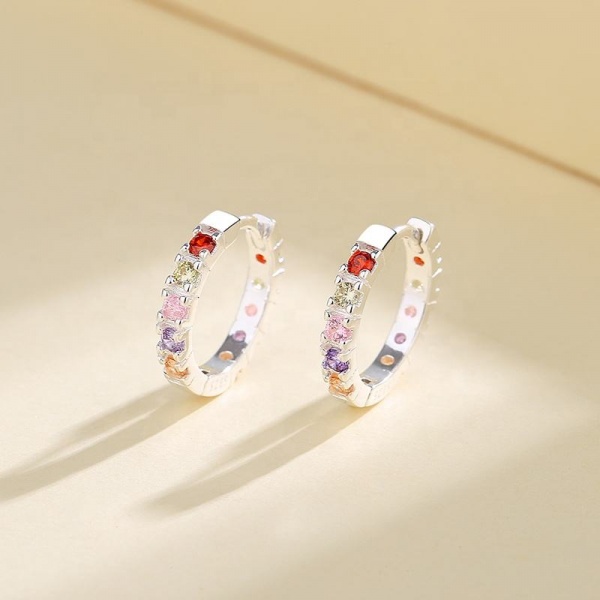 HSE522010 Ladia Jewelry 925 Sterling Silver Classic European and American Style Zircon Huggie Earring