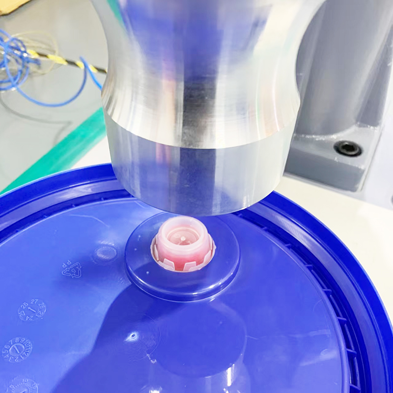 ultrasonic welding machine for plastic bucket cover spout lid