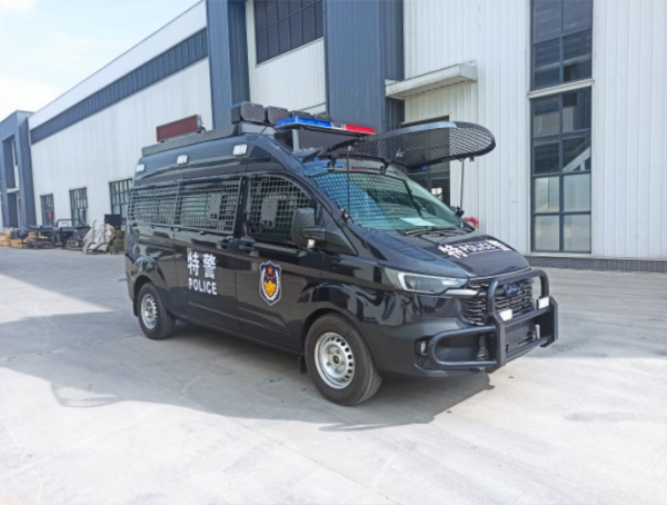 静默的哨兵：解析警用巡逻车的“平台化”进化之路