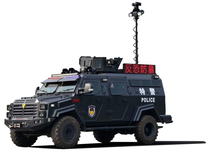 “剑齿虎”装甲防暴车