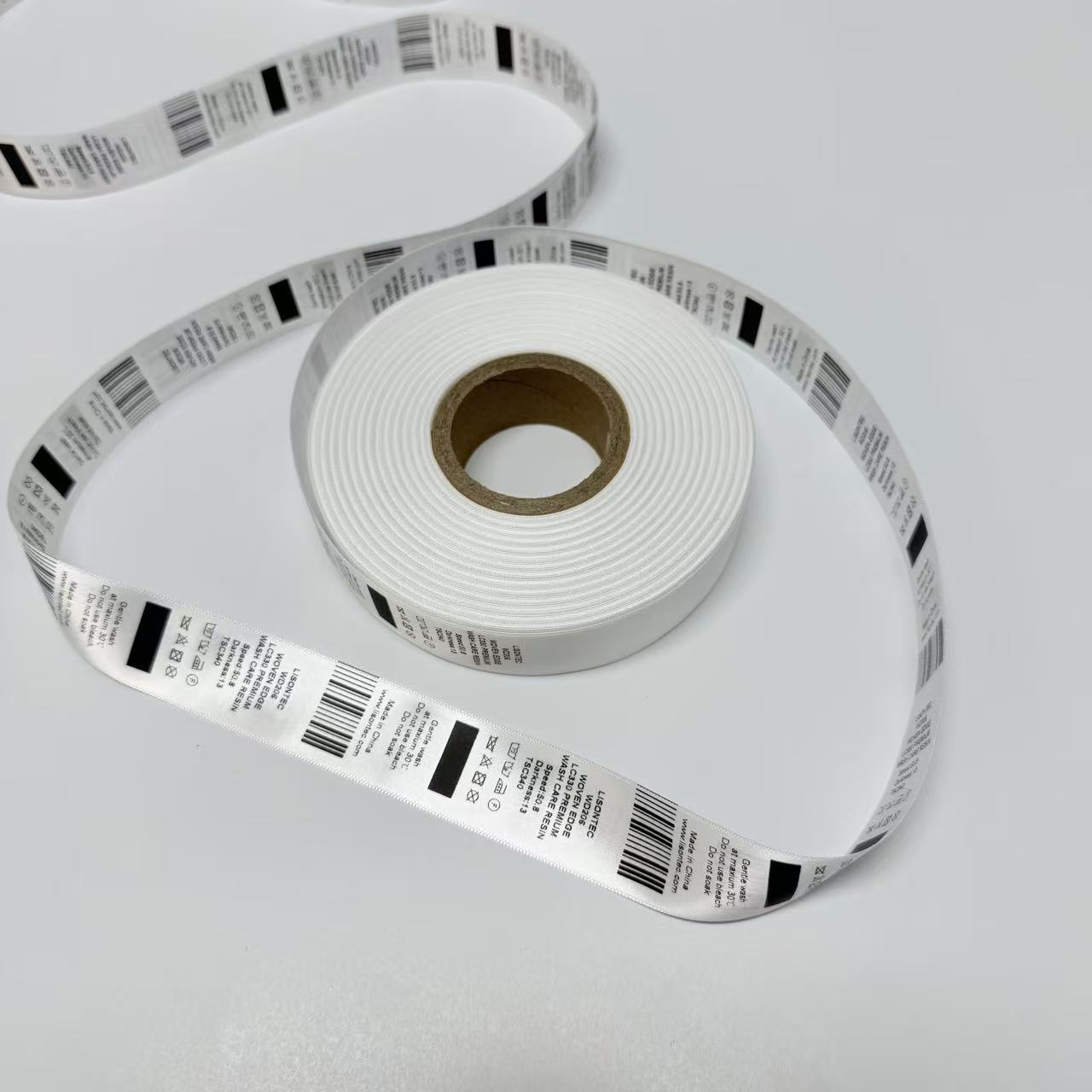 WOVEN EDGE SATIN