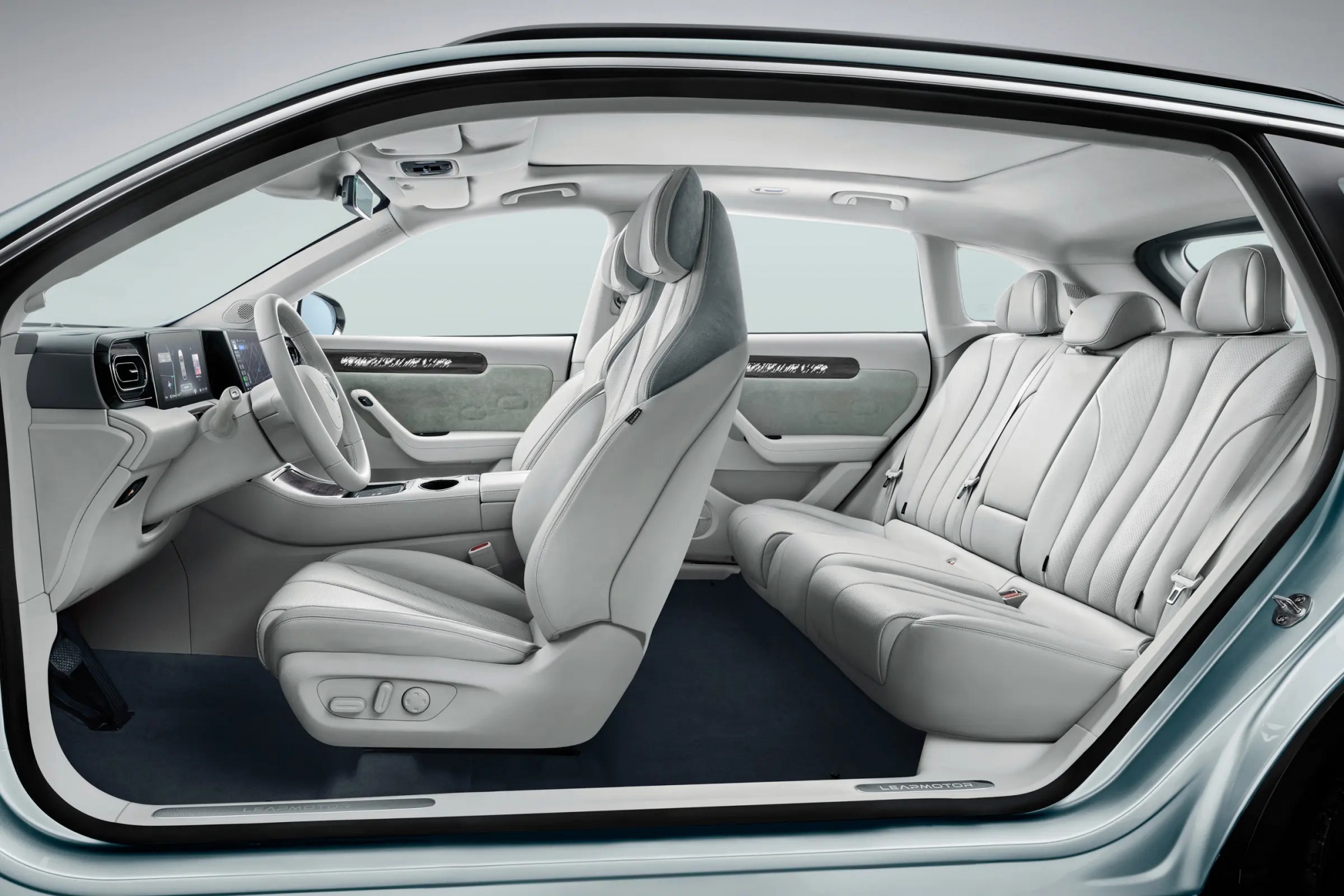 Leapmotor C11 SUV Hybrid Electric SUV Car