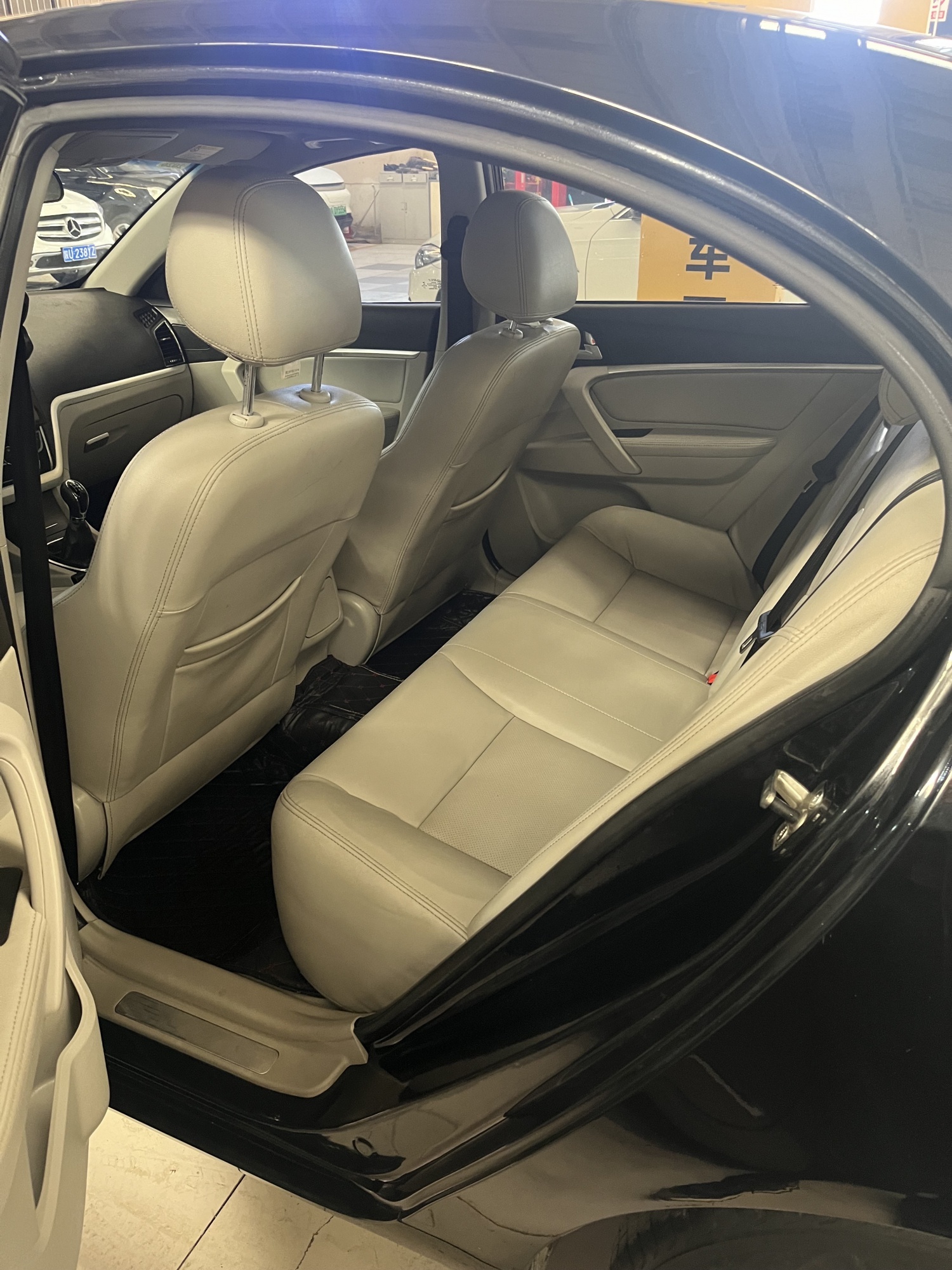 Geely Automobile Emgrand 2014 Sedan 1.5L Manual Elite