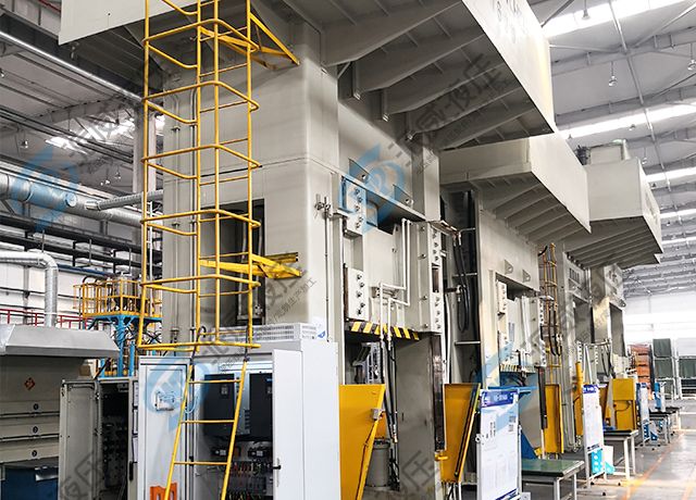 南京派威液压1600吨油压机节能升级改造完成案例