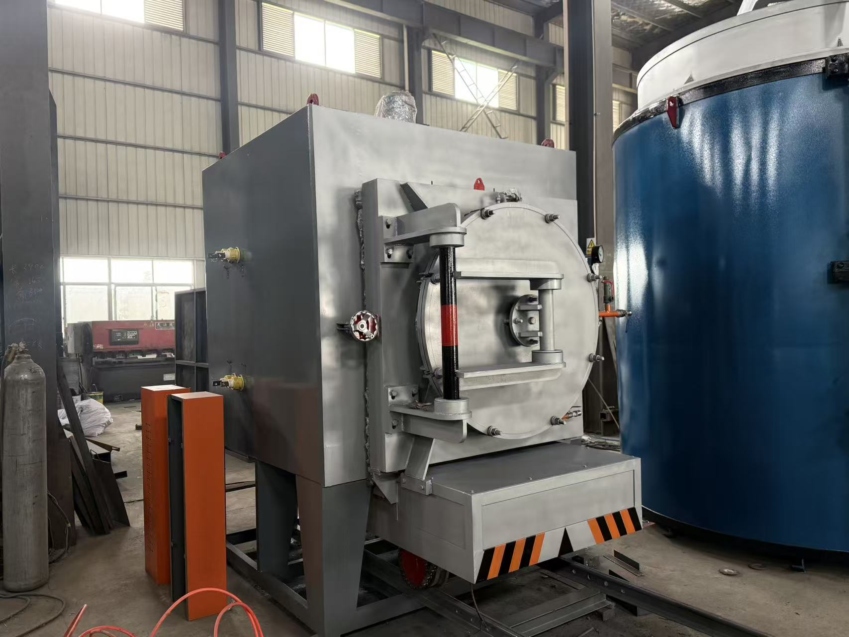 Introduction to Horizontal Pre-vacuum Tempering Furnace Equipment