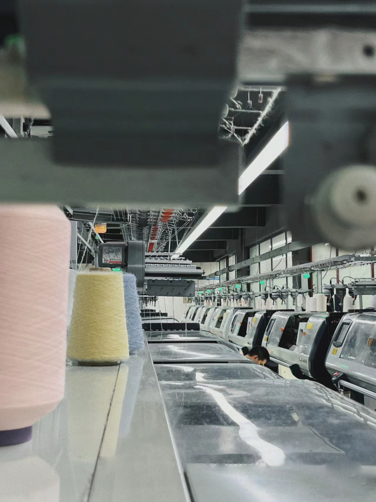 Unlock the fashion codes of sweaters and textiles
