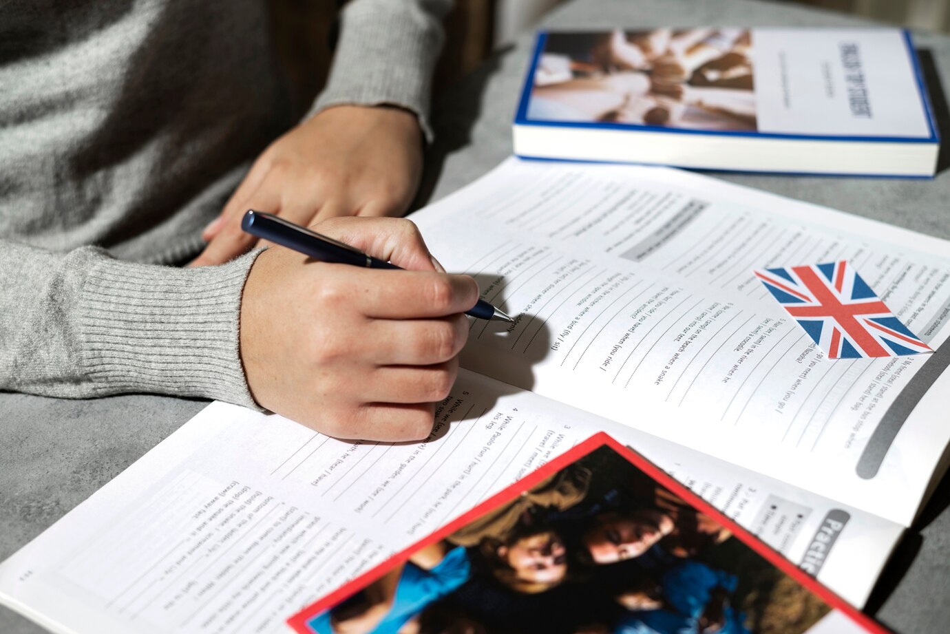 英国本科留学费用全解析