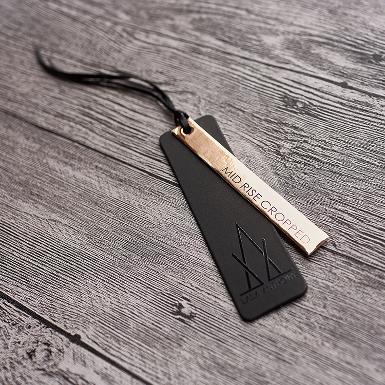 Custom Luxury Clothing Hang Tag For Garment Luxury Jewelry Swing Tag Luxury Bracelet Price Tag For Hot Sale Products