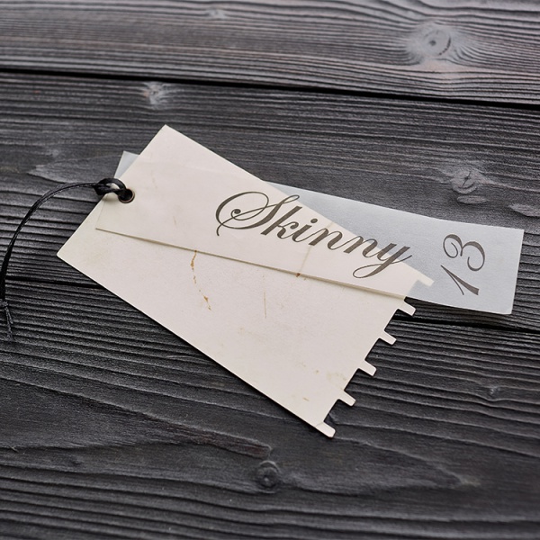Custom Garment Plastic Hang Tag Printing Jeans Clear PVC Hang Tag Clothing Paper Hang Tag Printing