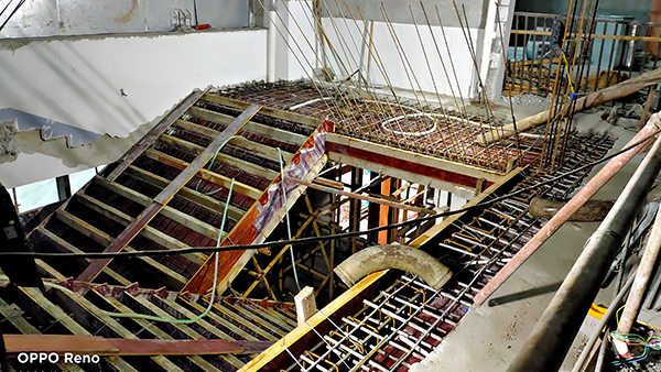 自建房楼梯加建改造工程