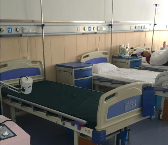 One death and two injuries caused by oxygen cylinder explosion in the intensive care unit of Nanyang Nanshi Hospital