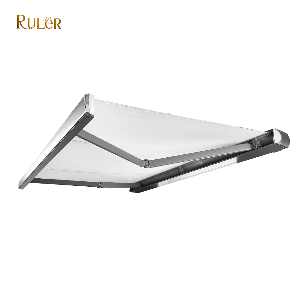 RUQHA | Retractable Cassette Awning