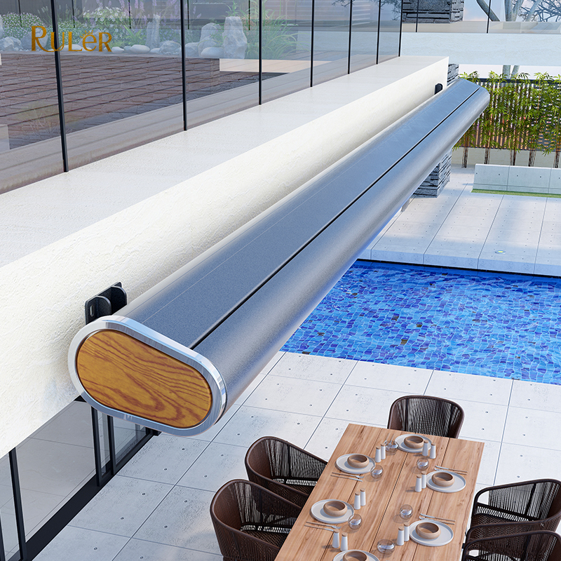 RUQHC | Retractable Cassette Awning