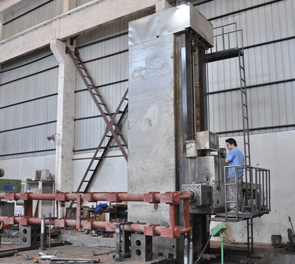 TK6916數控镗銑床(帶25T回轉工作台)