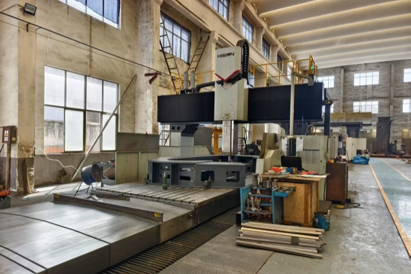 數控龍門加工中心，行程:4.2mx9mx2m