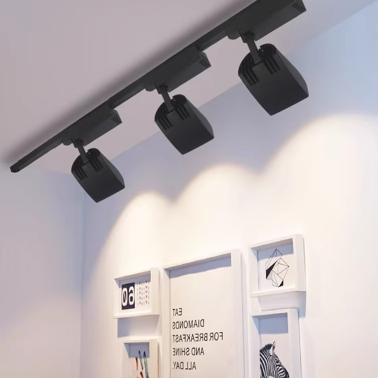 TCF led track light