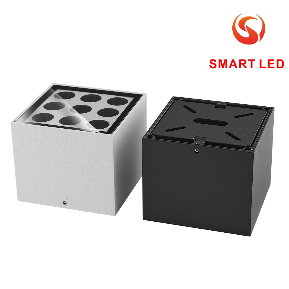 Outdoor Surface Mounted Linear Light