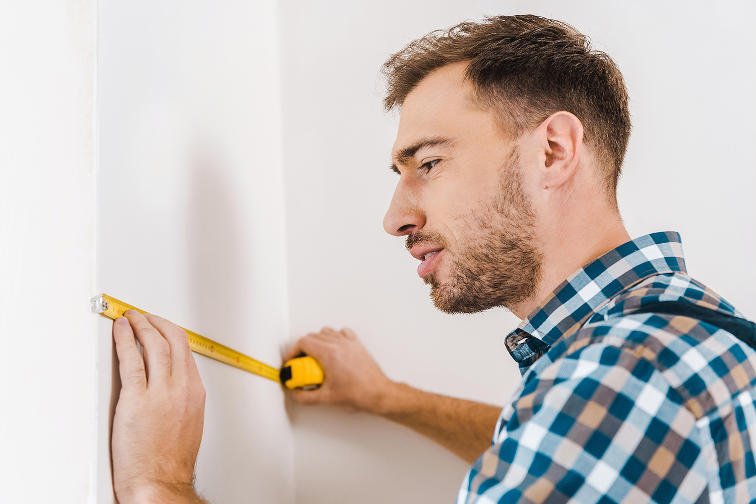 Distribution of domestic hardware tools market